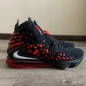 Nike LeBron 17 XVII Infrared Size 12